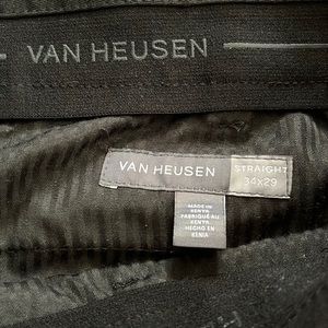 Van Heuser 34x29 Black straight leg dress pants